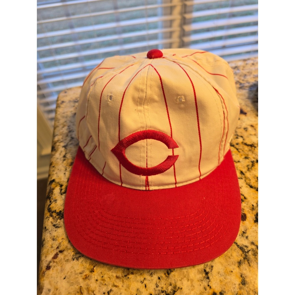 Cincinnati Reds Baseball Cap Red White Pinstripe Outdoor Cap Adjustable Snapback